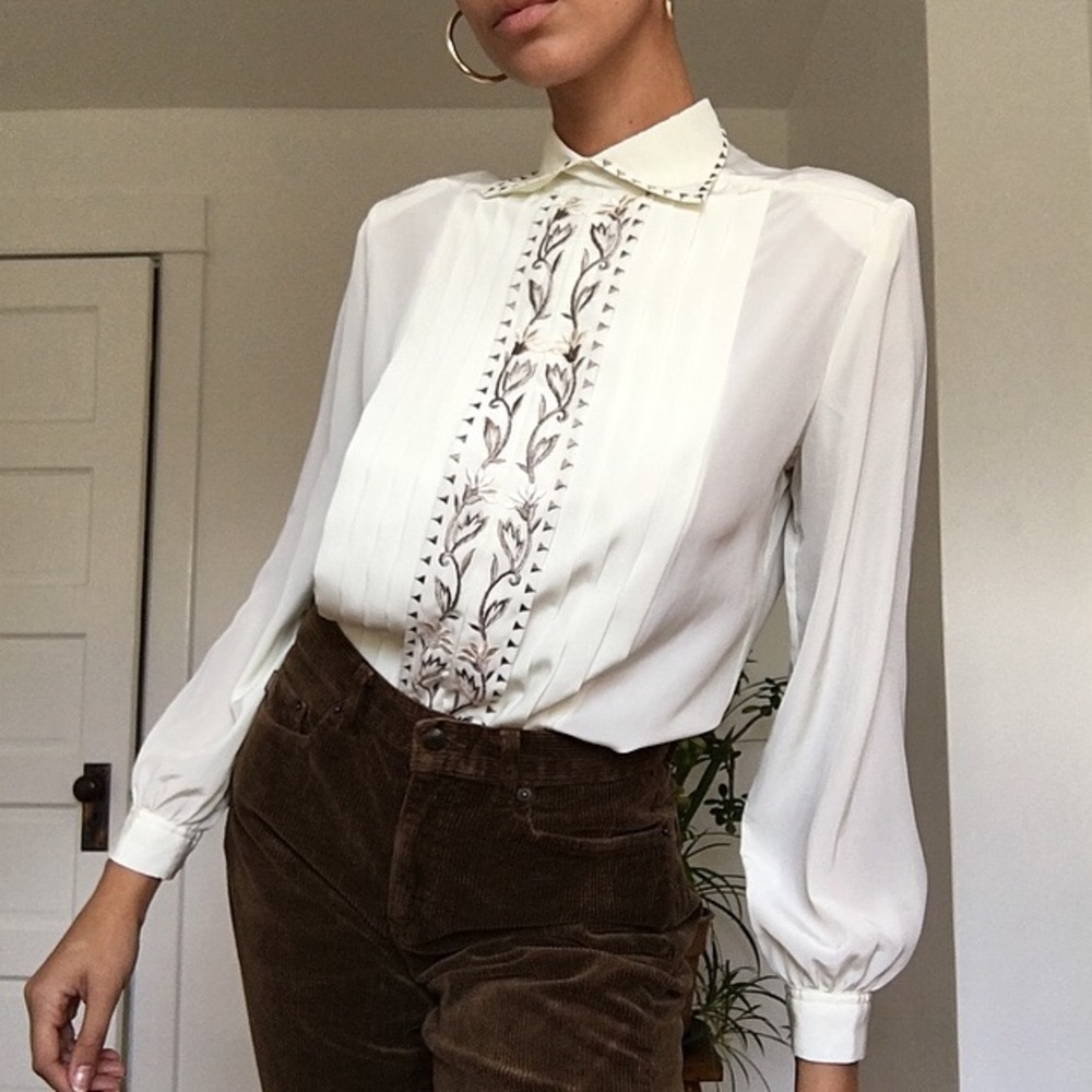 Vintage embroidered blouse by Gailord